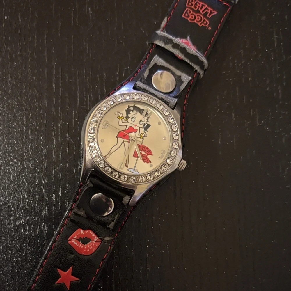 Betty Boop Black and Red Themed Smartwatch